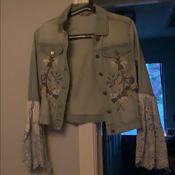 Boston Proper Denim Jacket - Picture 3 of 8